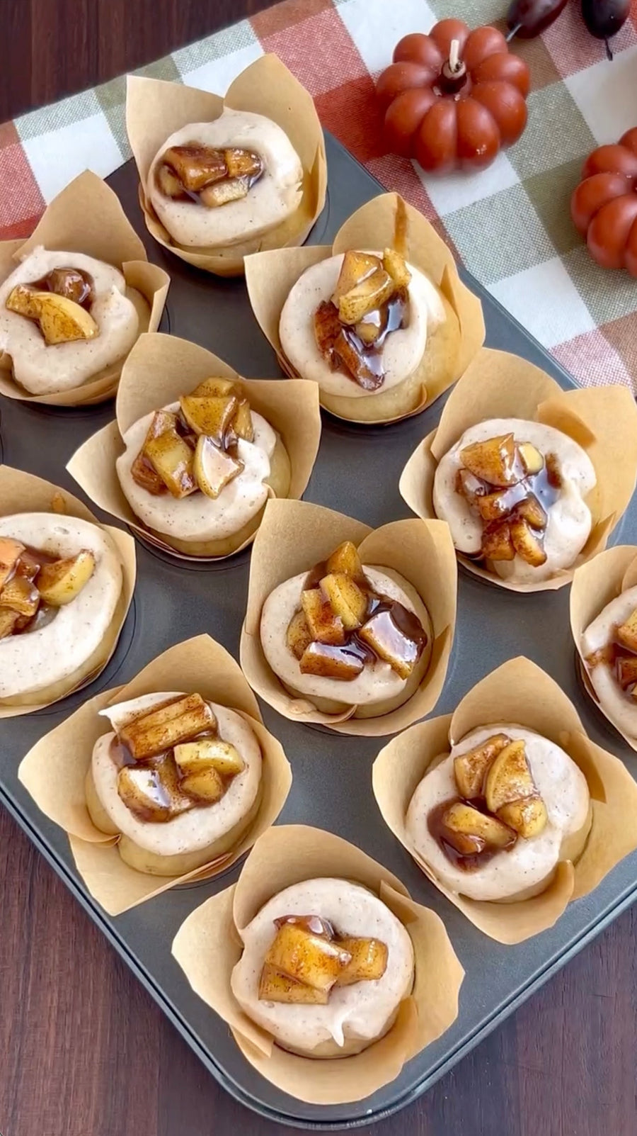 Mini Apple Pie Cupcakes