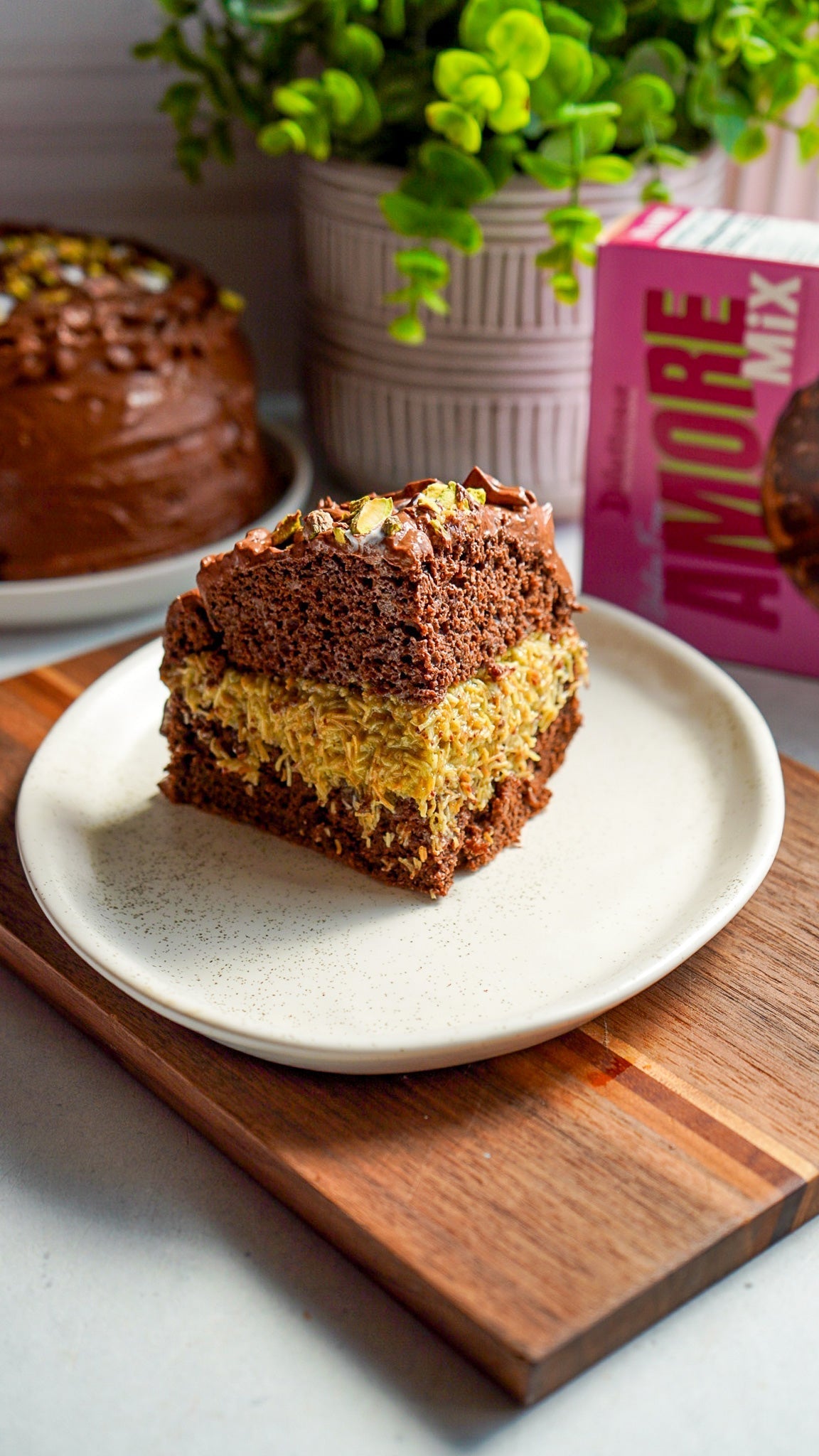 Dubai Chocolate Cake