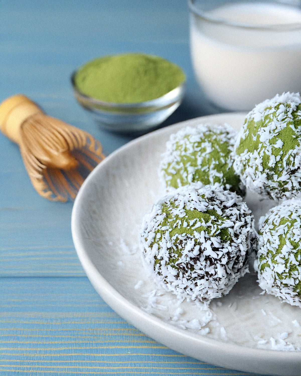 Matcha Receipt Matcha Coconut Energy Bites – Dilettoso